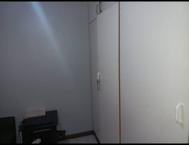 4 BEDROOM FREESTANDING FOR SALE IN LENTEGEUR